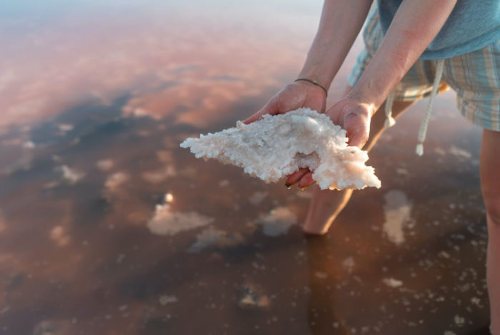 3 ricette per utilizzare i Sali del Mar Morto come rimedio naturale di bellezza
