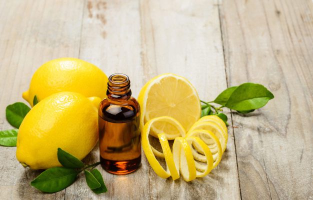 benefici dell'olio essenziale di limone